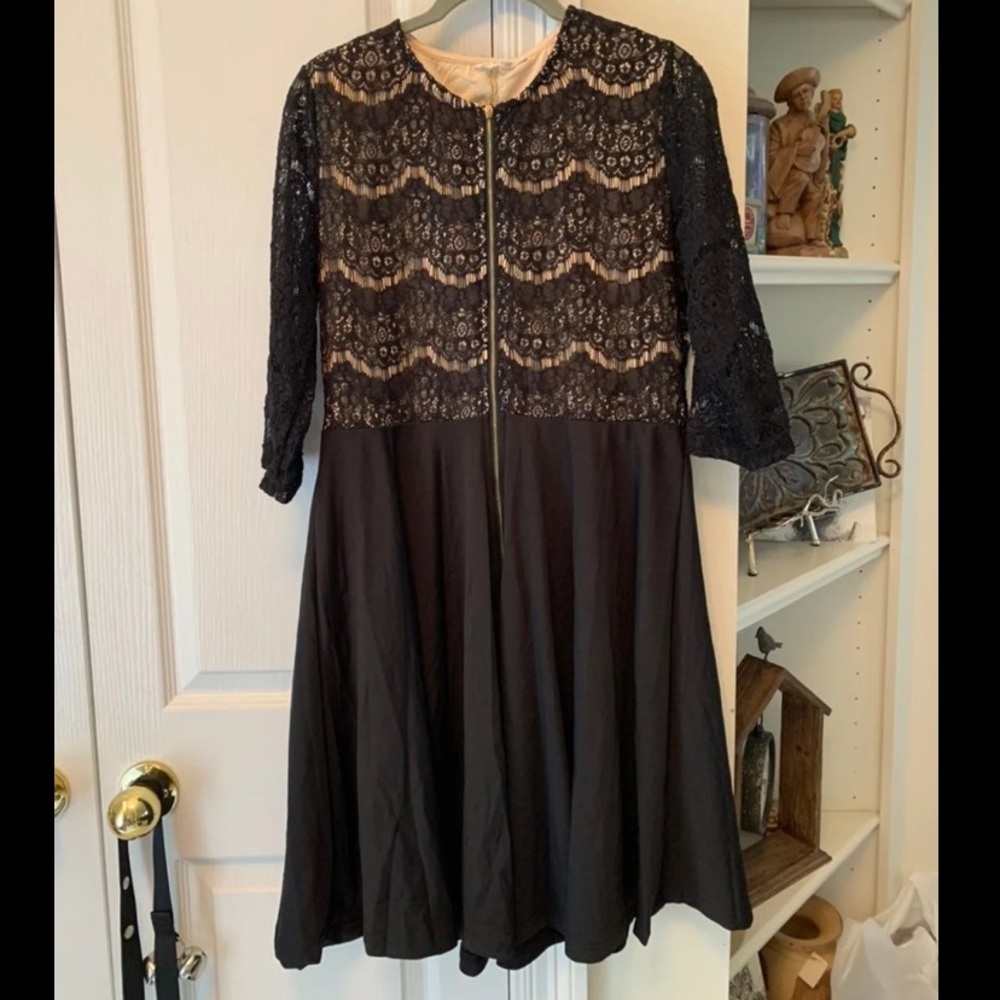 New with tags! Meanor Black and tan dress!